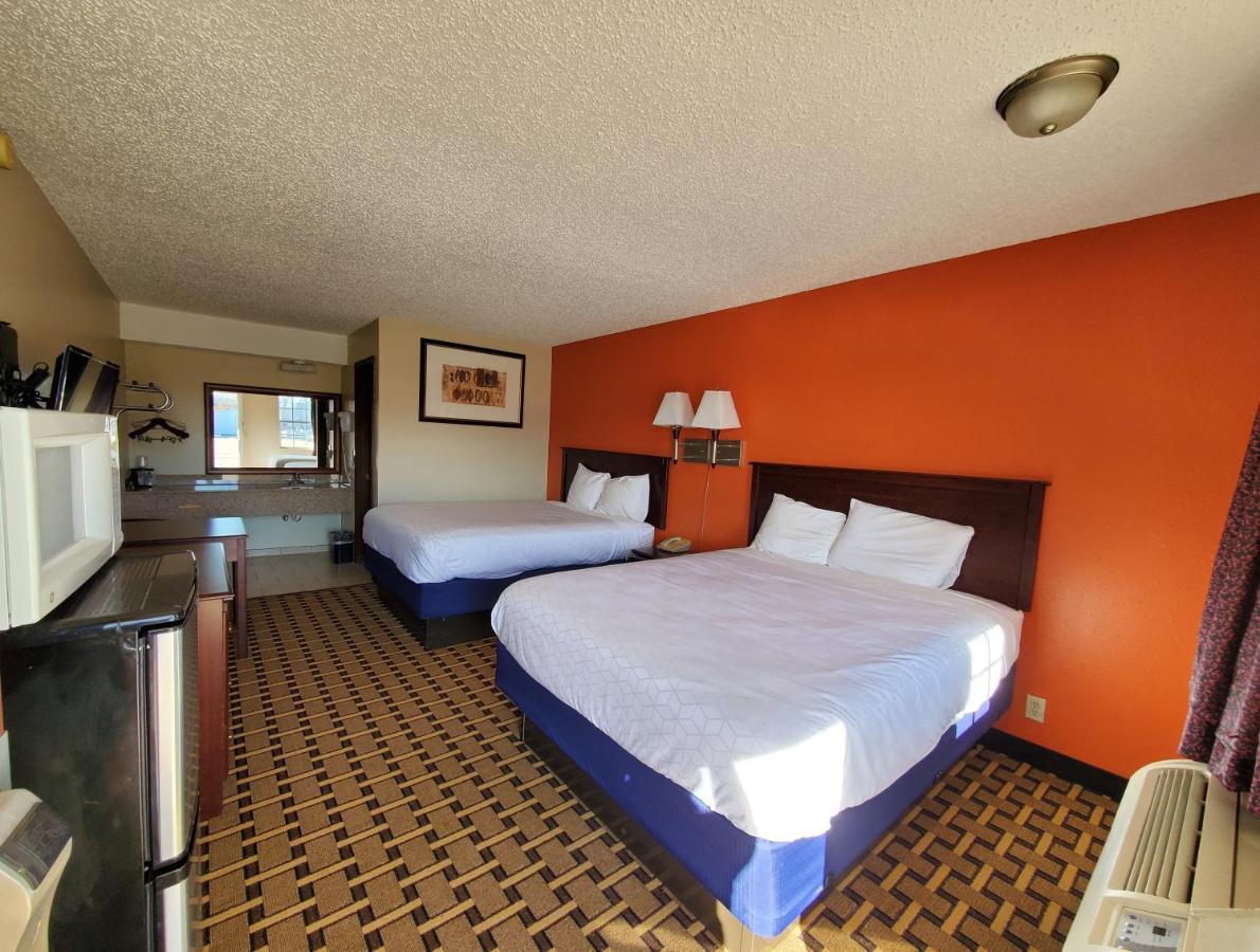 Relax Inn Henryetta Exterior foto